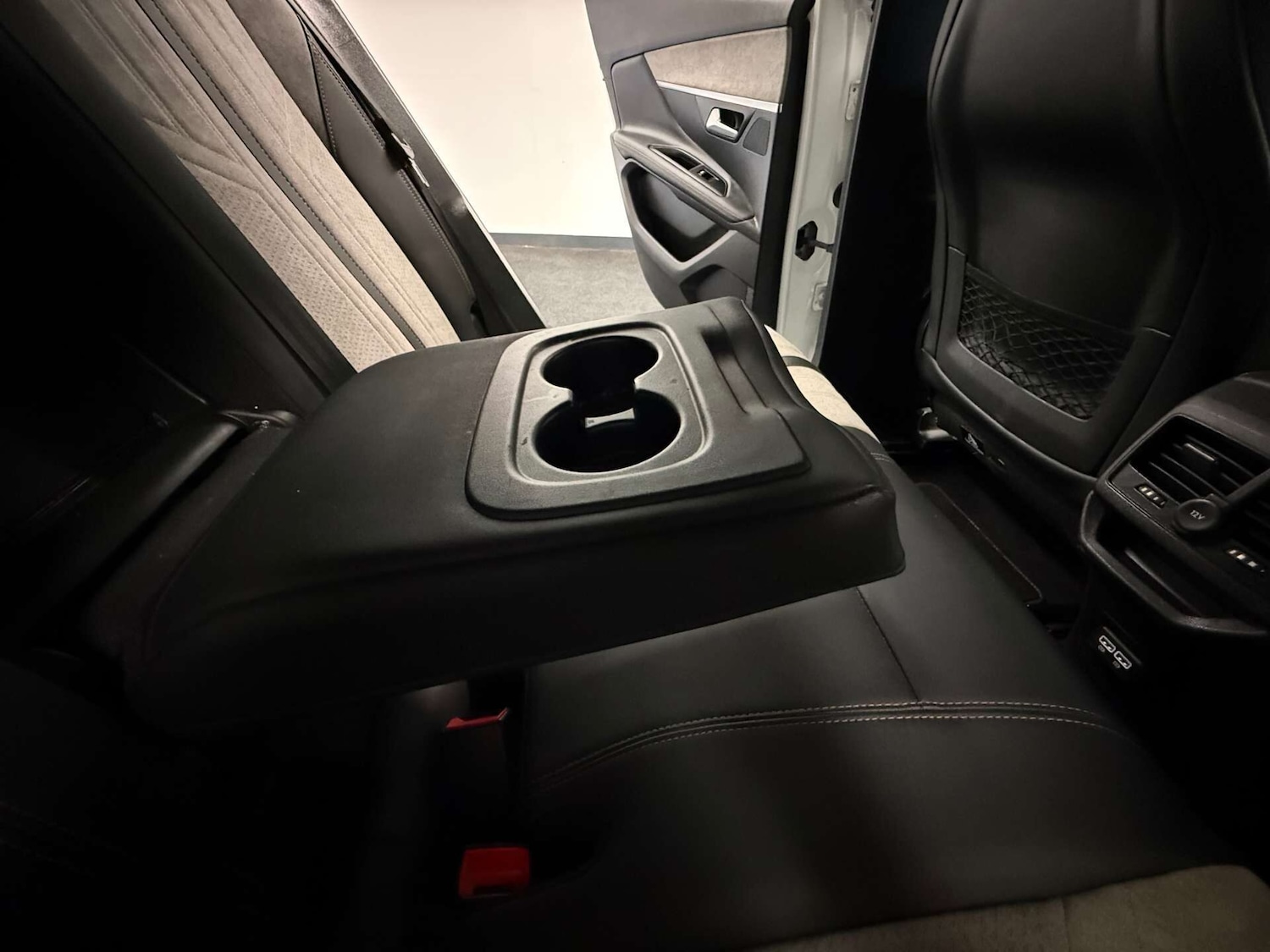 Used Peugeot 3008 2021 for sale - 77973587: Photo 38