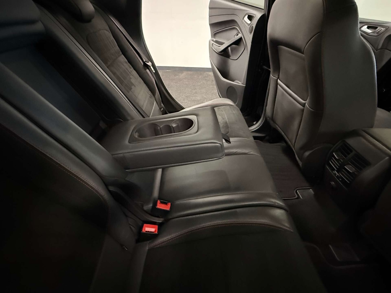 Used Ford Kuga 2018 for sale - 77058726: Photo 20