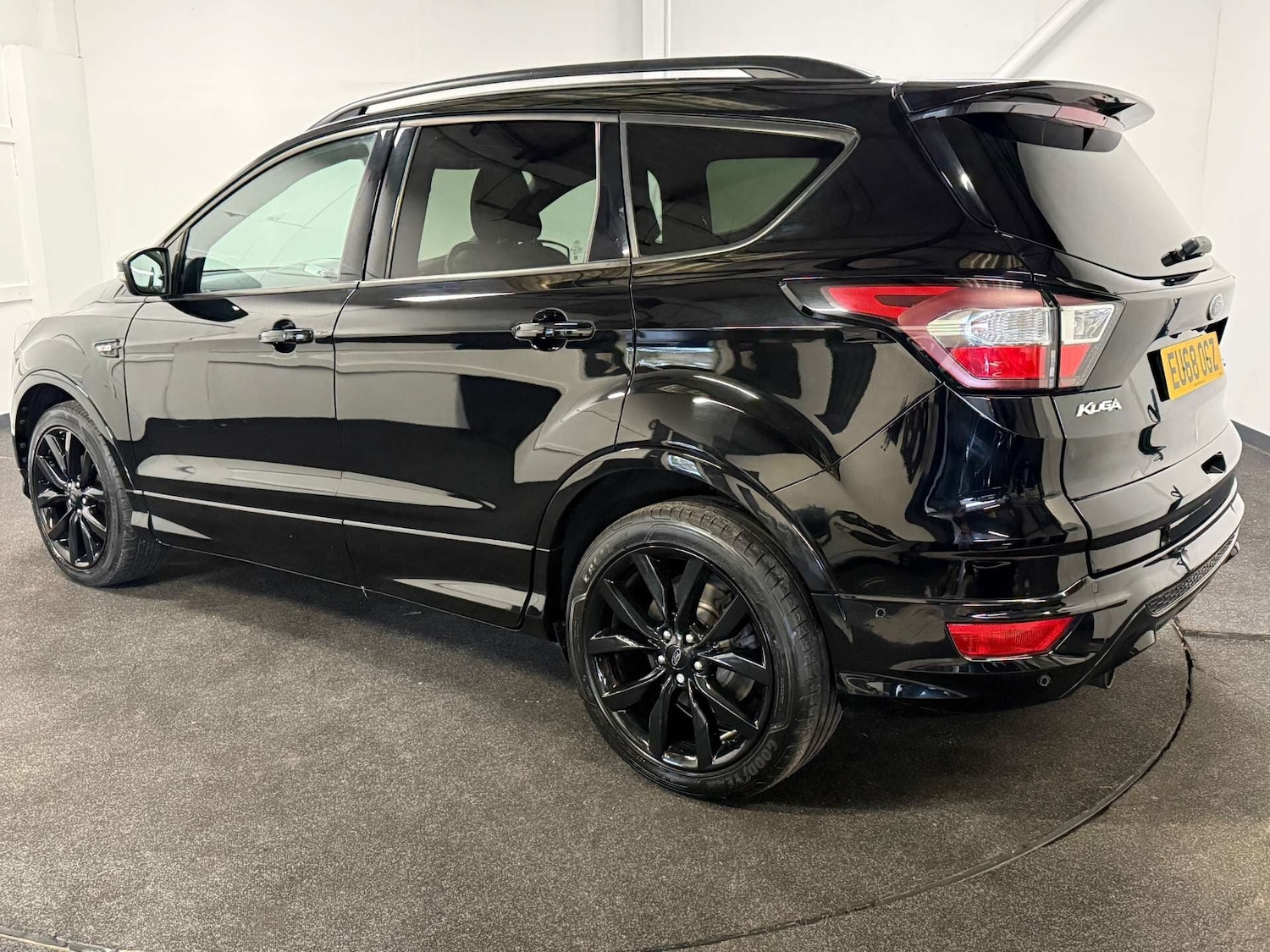 Used Ford Kuga 2018 for sale - 77058726: Photo 3