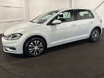 Used Volkswagen Golf 2018 for sale - 77617958: Photo