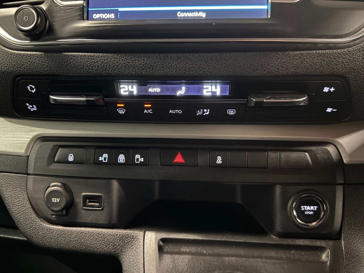 Used Peugeot Traveller 2018 for sale - 76982655: Photo 21