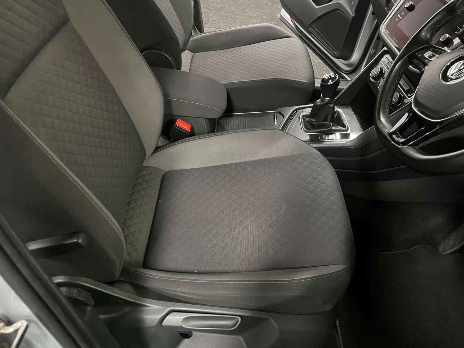 Used Volkswagen Tiguan 2019 for sale - 76481211: Photo 16