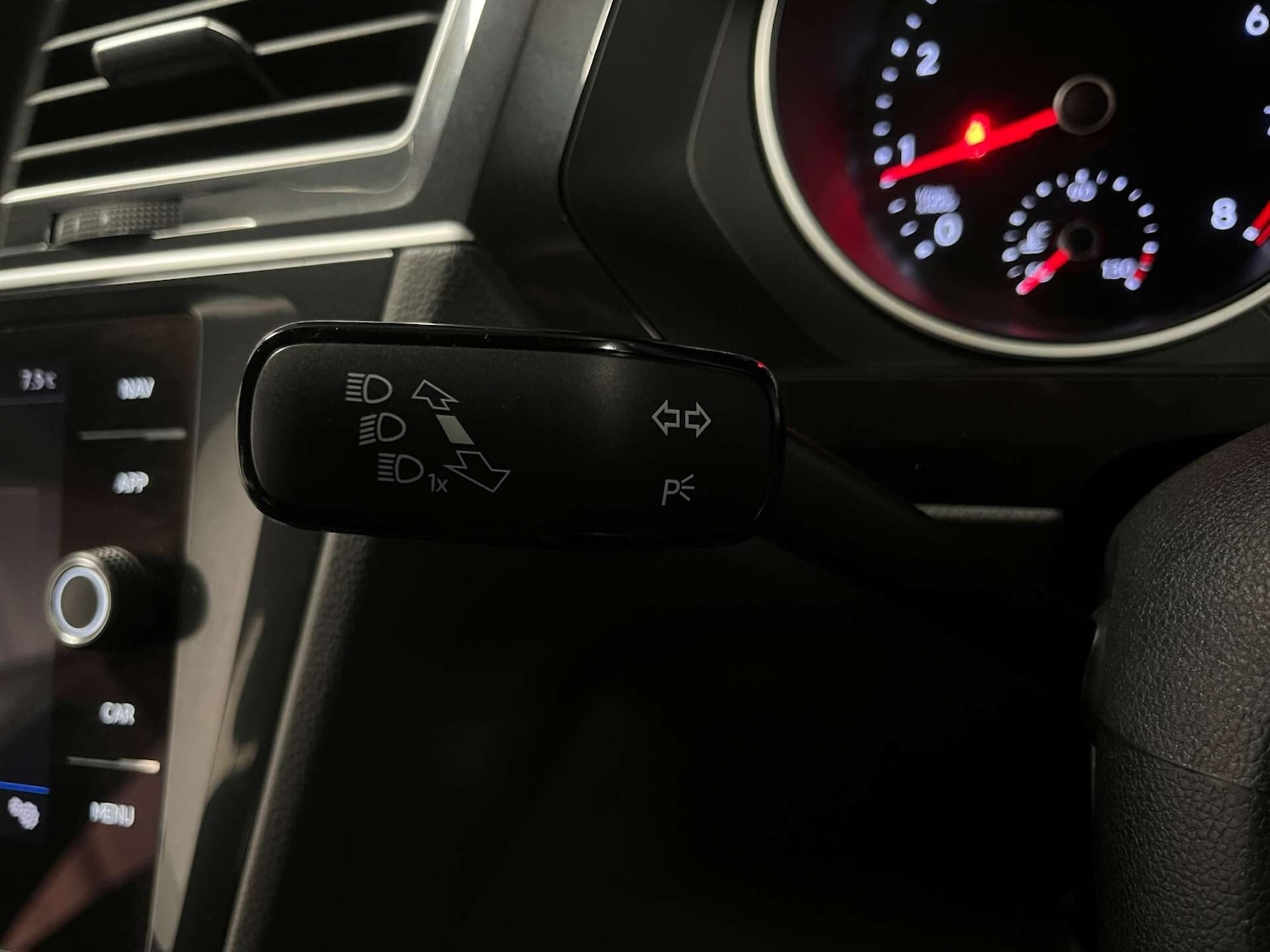 Used Volkswagen Tiguan 2019 for sale - 76481211: Photo 23