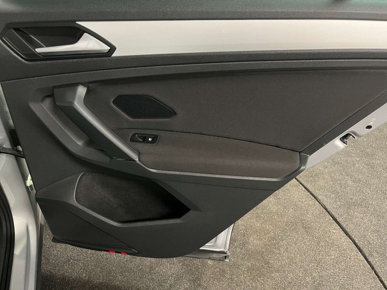 Used Volkswagen Tiguan 2019 for sale - 76481211: Photo 31