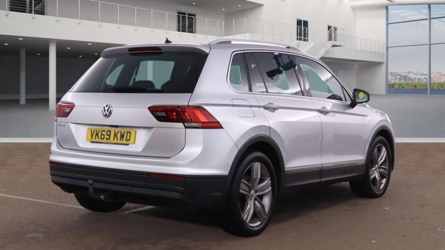 Used Volkswagen Tiguan 2019 for sale - 76481211: Photo 4
