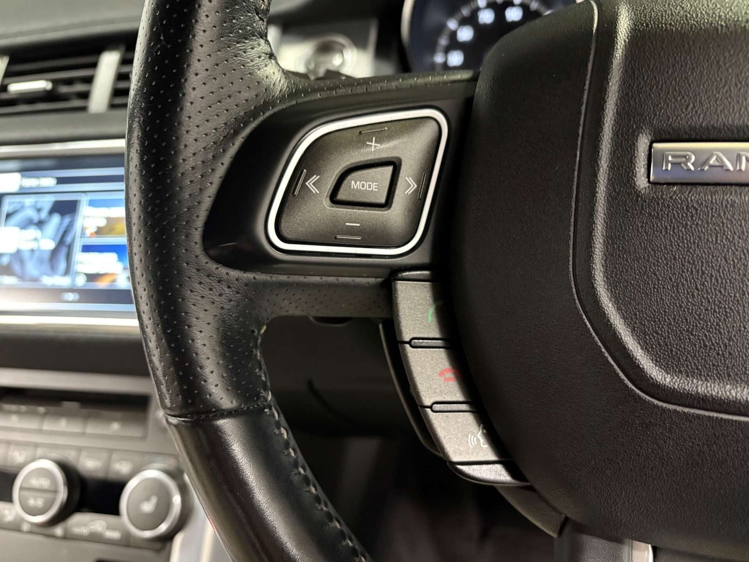 Used Land Rover Range Rover Evoque 2016 for sale - 76831895: Photo 18