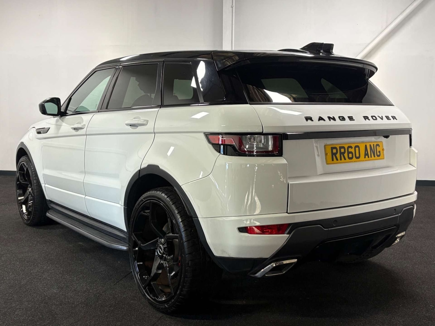 Used Land Rover Range Rover Evoque 2016 for sale - 76831895: Photo 3