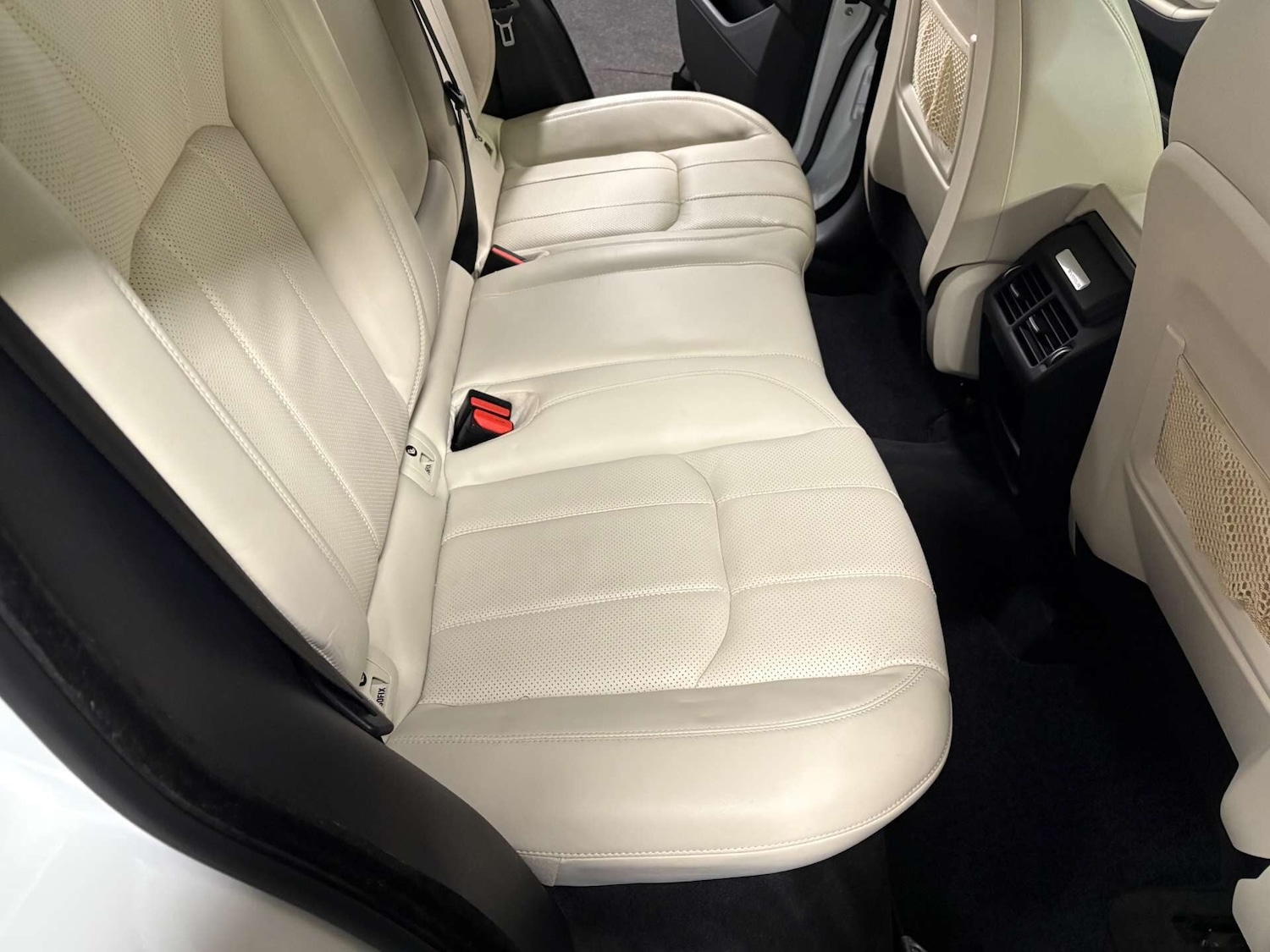 Used Land Rover Range Rover Evoque 2016 for sale - 76831895: Photo 32