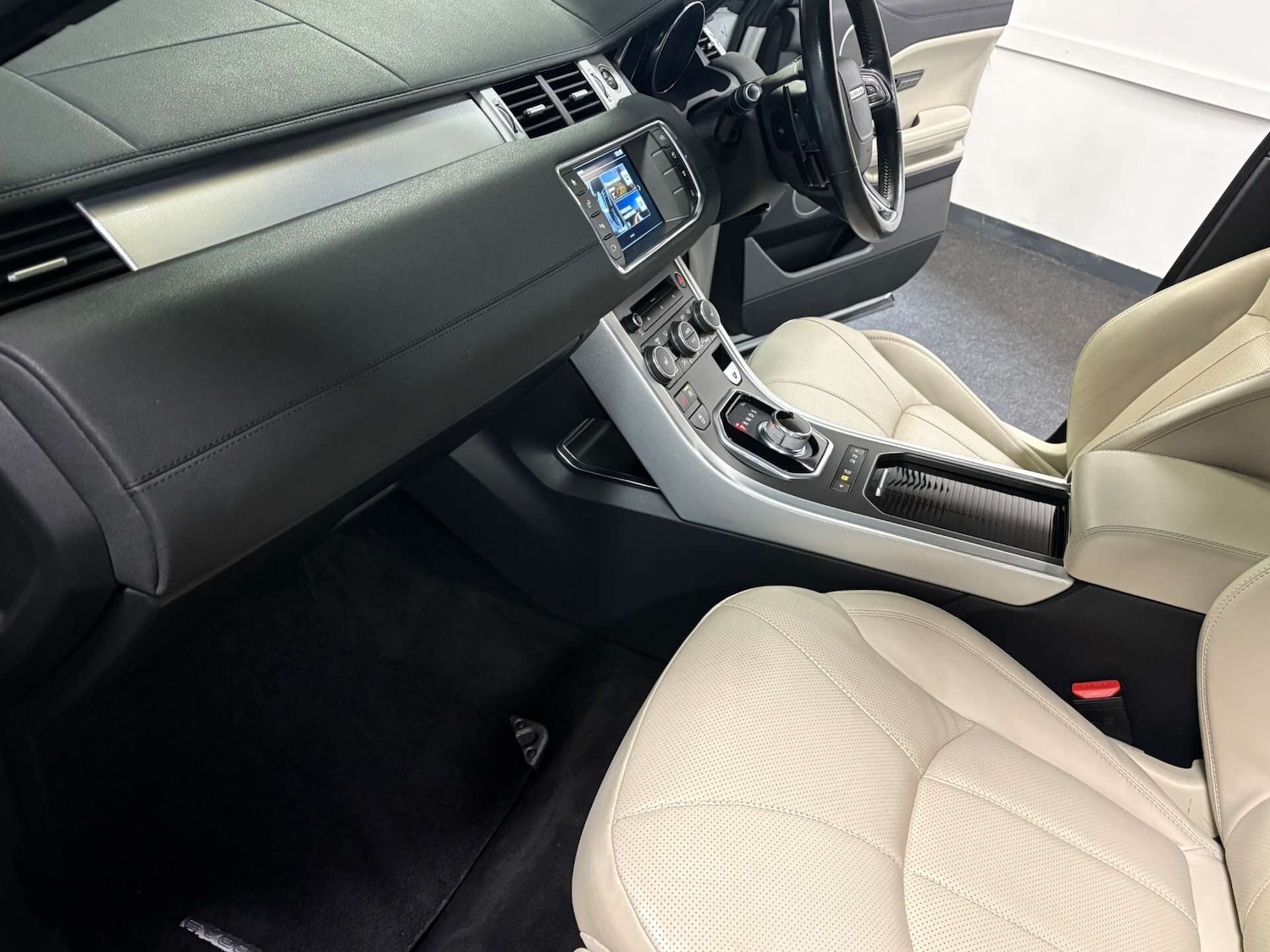 Used Land Rover Range Rover Evoque 2016 for sale - 76831895: Photo 51