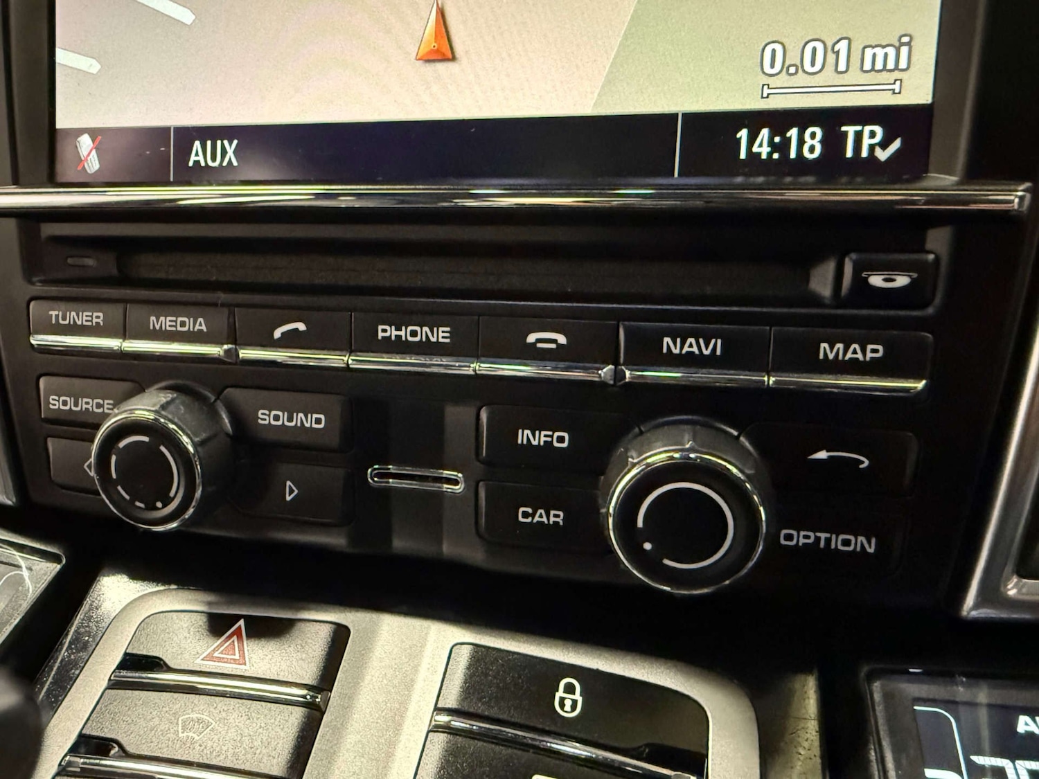 Used Porsche Panamera 2011 for sale - 76631177: Photo 25