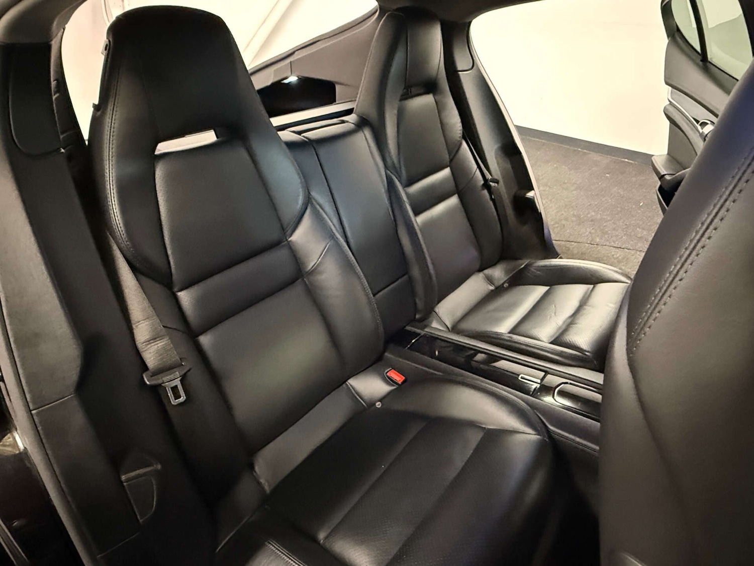 Used Porsche Panamera 2011 for sale - 76631177: Photo 34