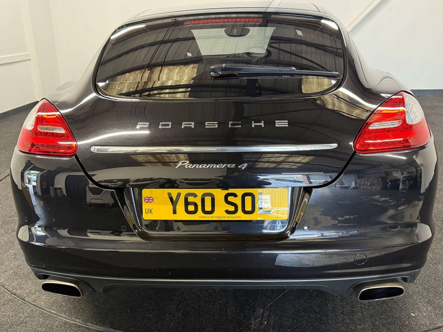 Used Porsche Panamera 2011 for sale - 76631177: Photo 4