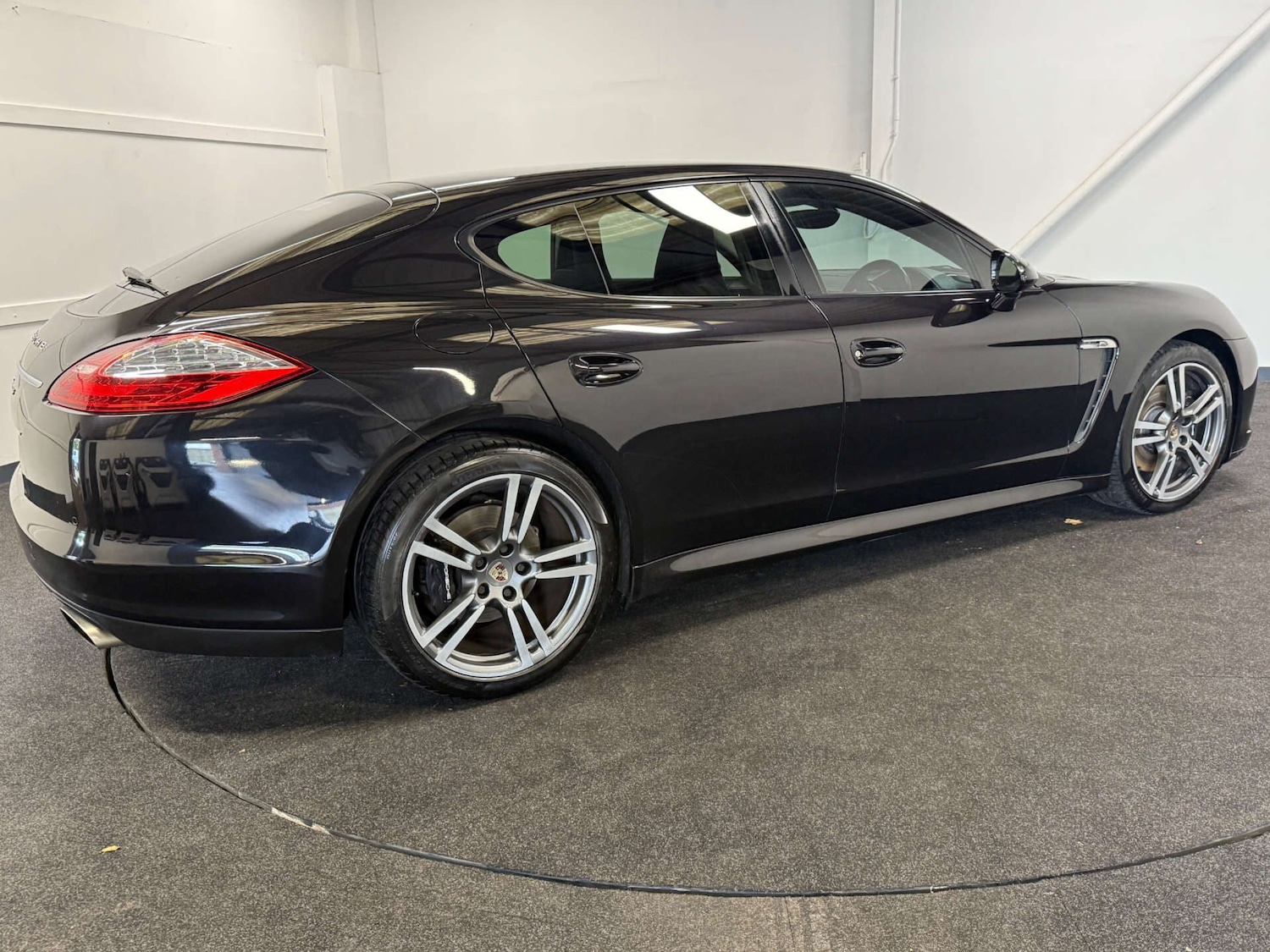 Used Porsche Panamera 2011 for sale - 76631177: Photo 5