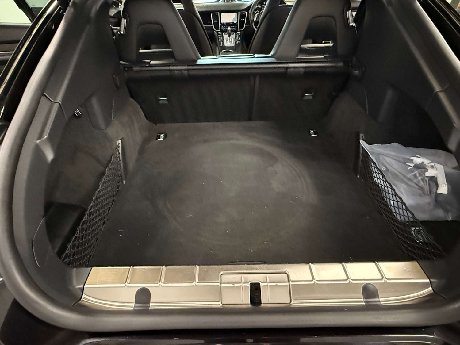 Used Porsche Panamera 2011 for sale - 76631177: Photo 56