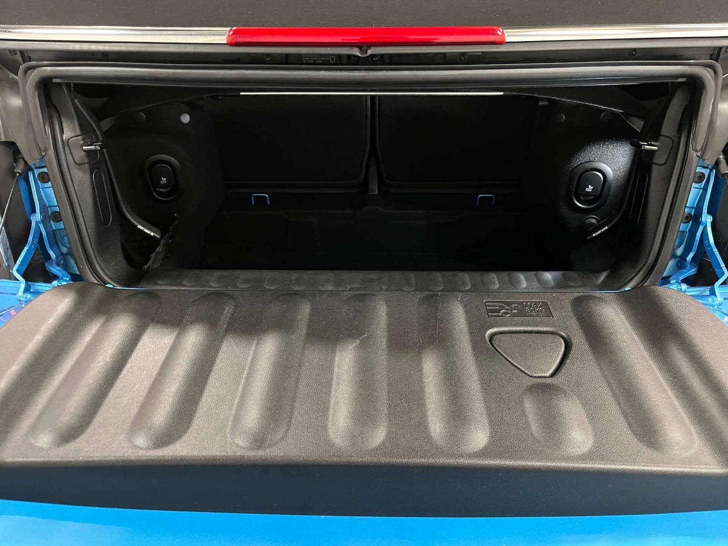 Used MINI Convertible 2019 for sale - 77605409: Photo 36