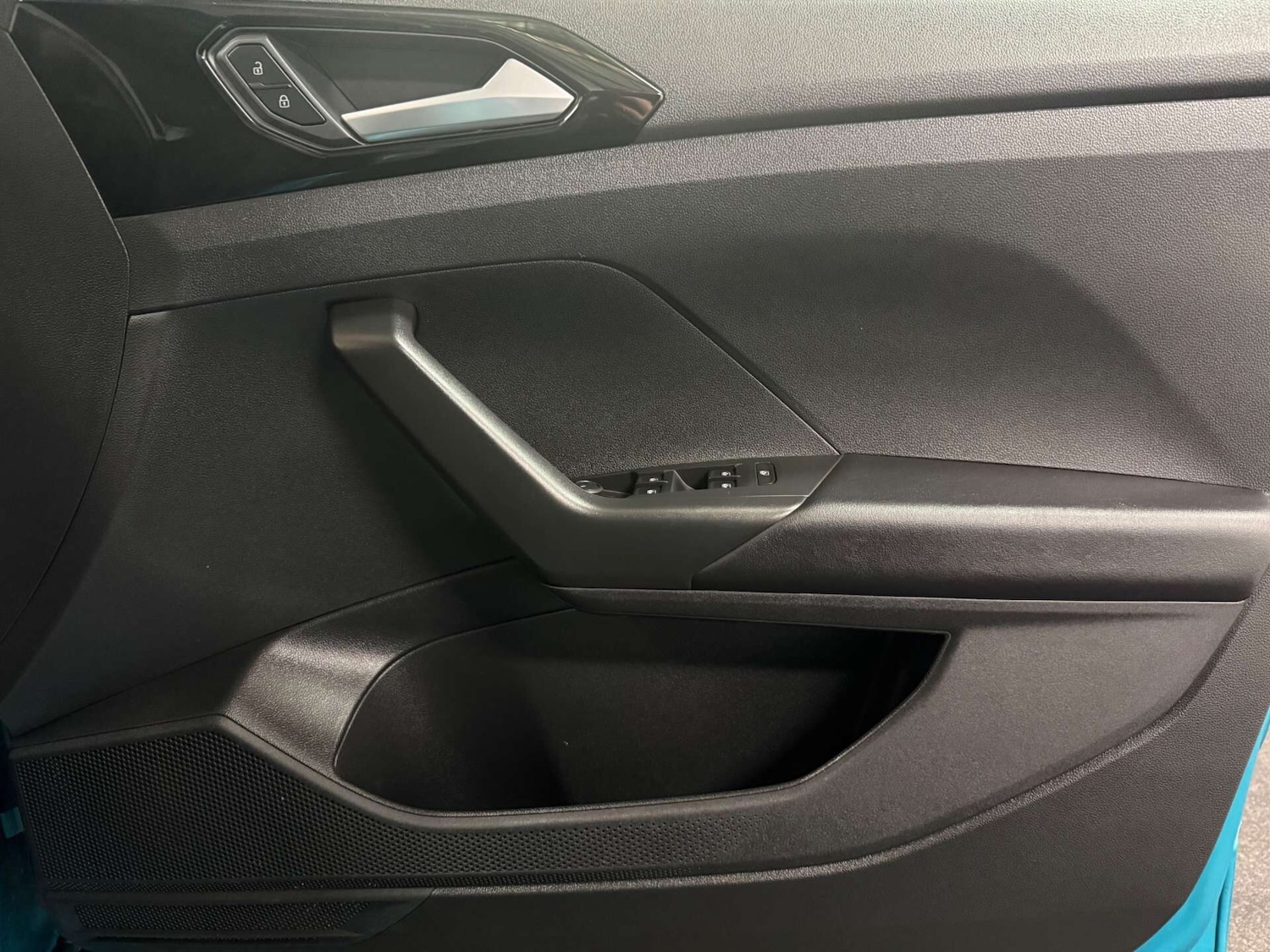 Used Volkswagen T-Cross 2022 for sale - 77260973: Photo 10