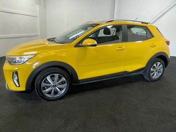 Used Kia Stonic 2023 for sale - 78692544: Photo