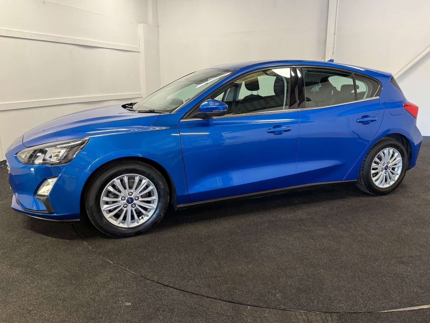 Used Ford Focus 2020 for sale - 77654379: Photo 2