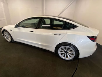 Used Tesla Model 3 2021 for sale - 79575041: Photo