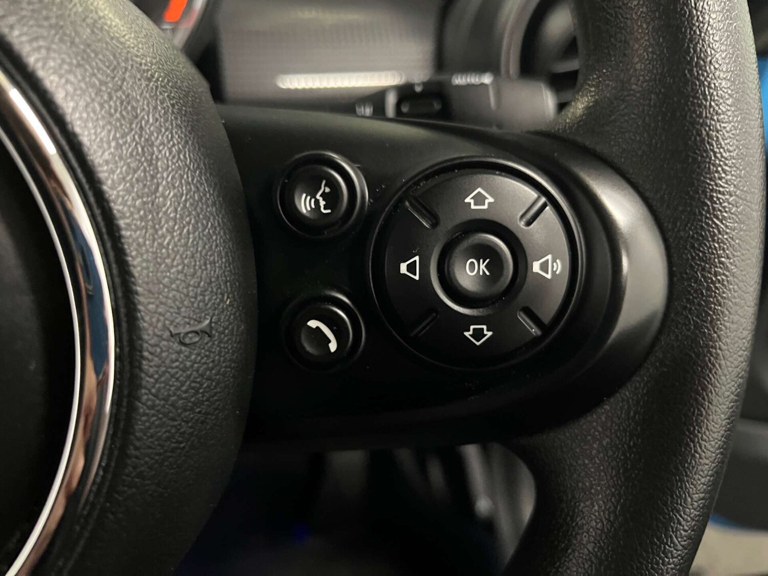 Used MINI Convertible 2019 for sale - 75894552: Photo 25