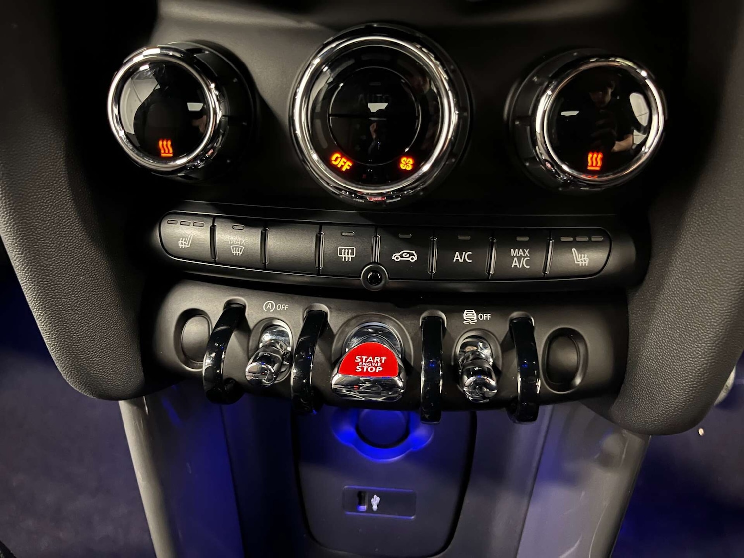 Used MINI Convertible 2019 for sale - 75894552: Photo 30