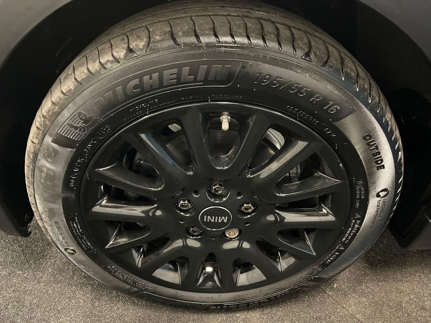 Used MINI Convertible 2019 for sale - 75894552: Photo 46