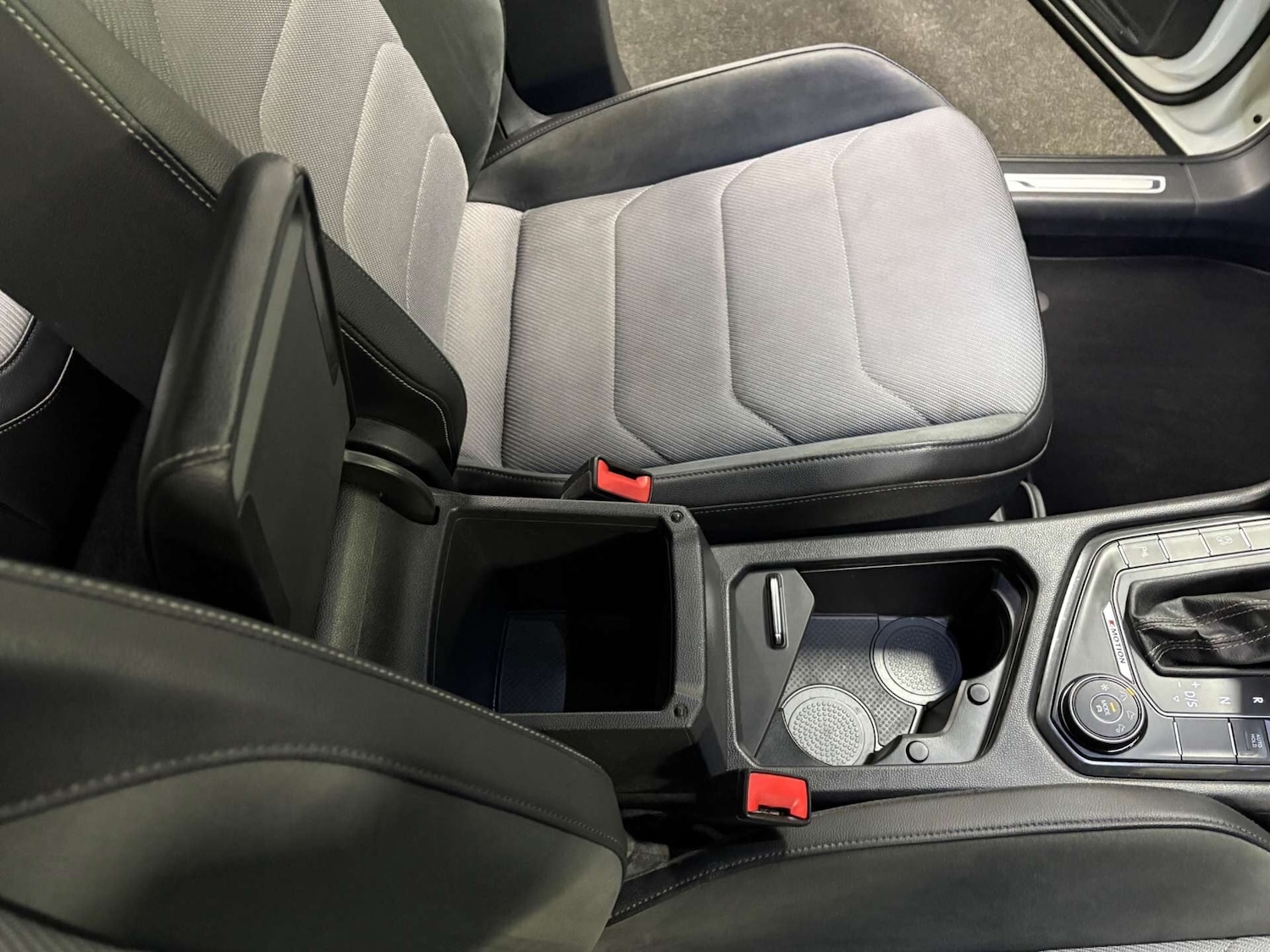 Used Volkswagen Tiguan 2018 for sale - 77020285: Photo 29