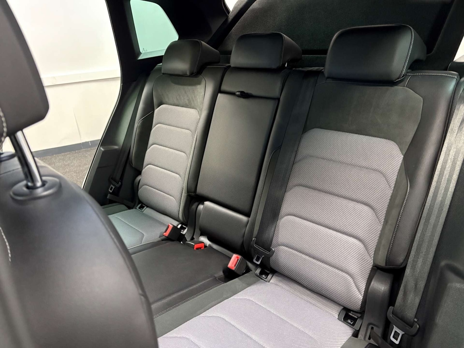 Used Volkswagen Tiguan 2018 for sale - 77020285: Photo 43