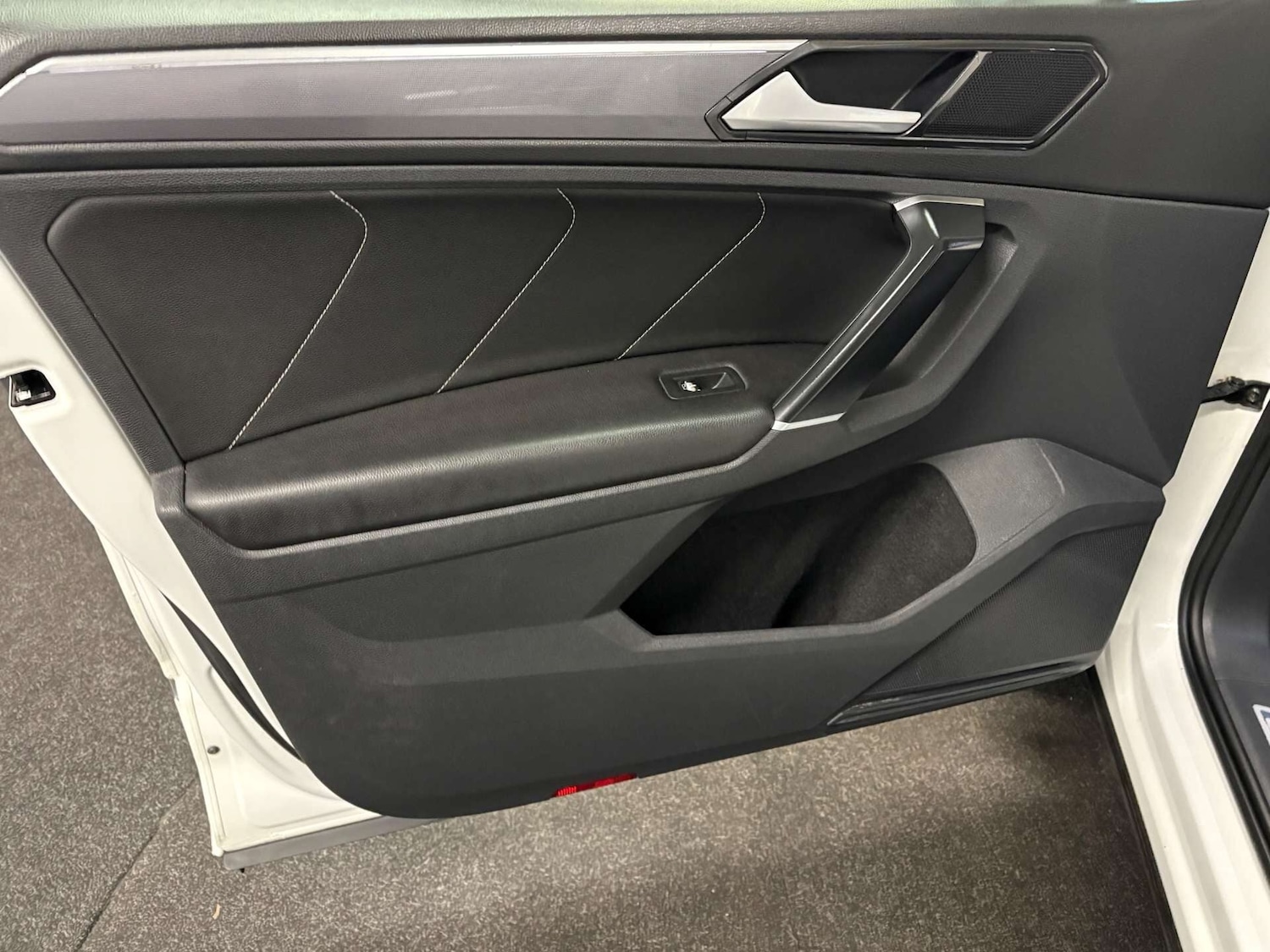 Used Volkswagen Tiguan 2018 for sale - 77020285: Photo 47