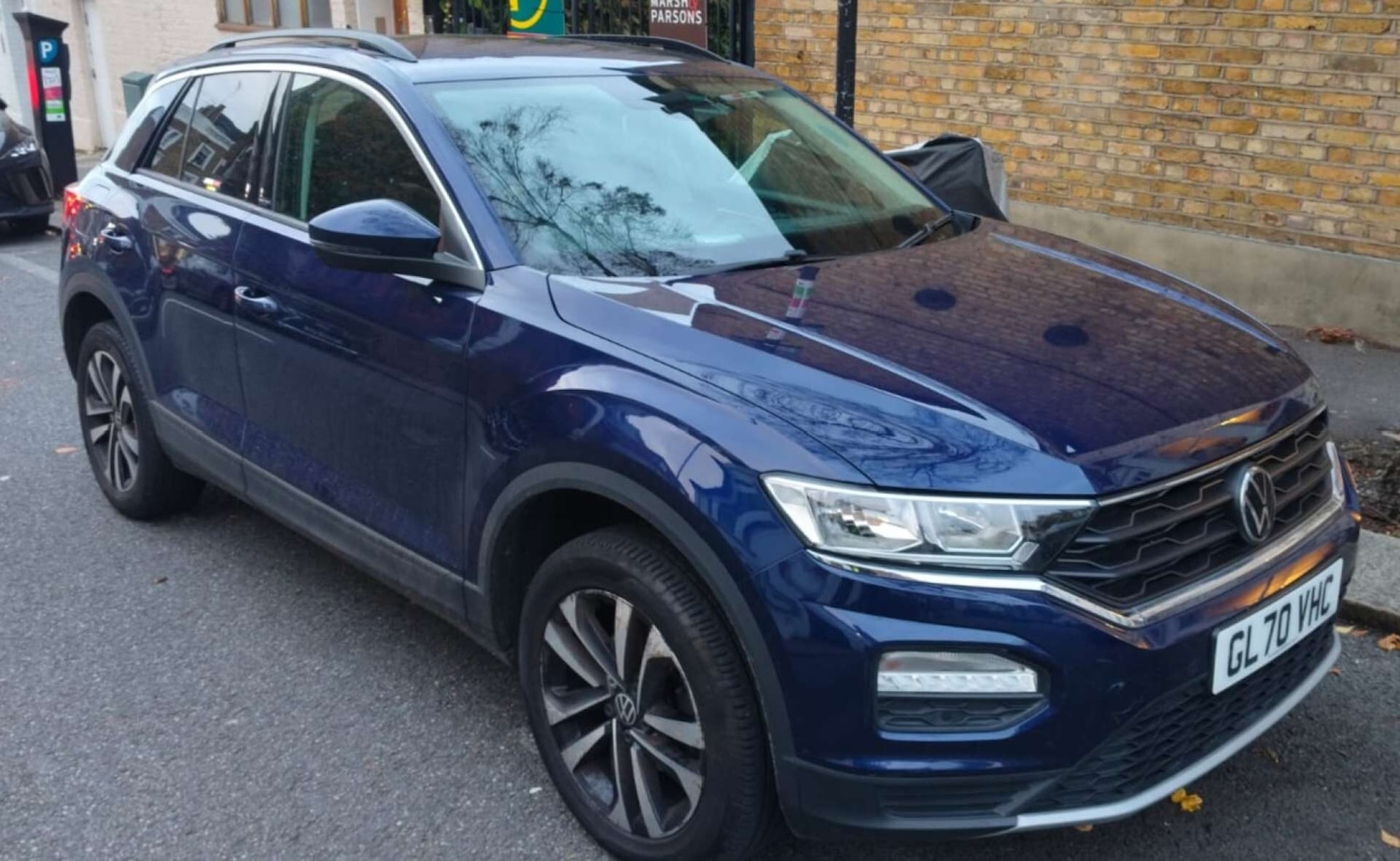 Used Volkswagen T-Roc 2021 for sale - 76481210: Photo 1