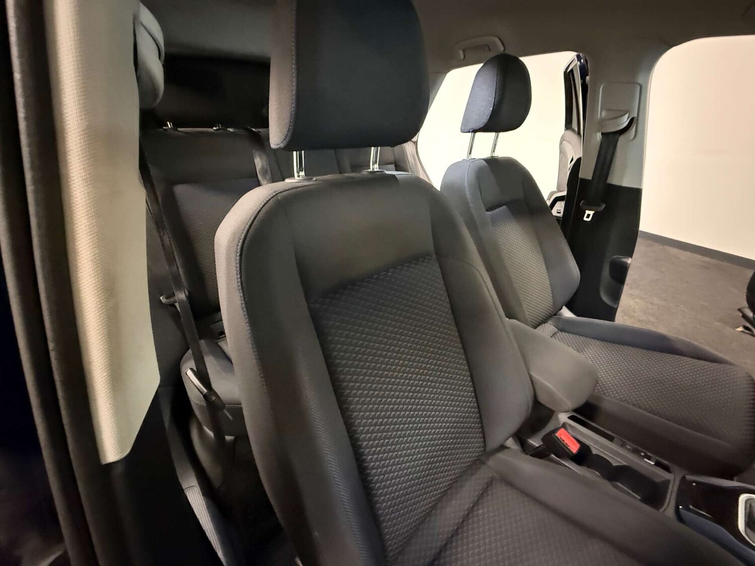 Used Volkswagen T-Roc 2021 for sale - 76481210: Photo 12