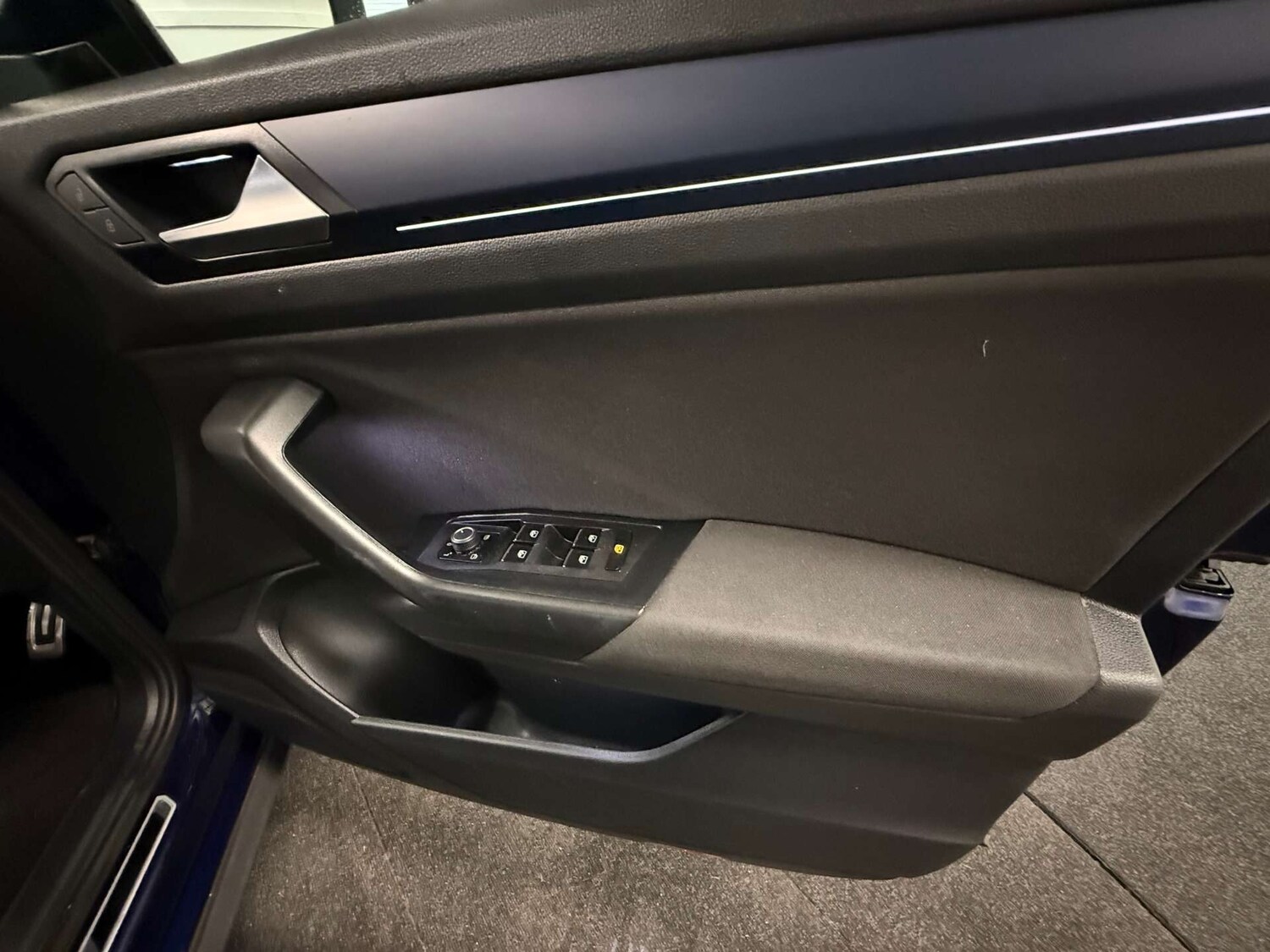 Used Volkswagen T-Roc 2021 for sale - 76481210: Photo 13