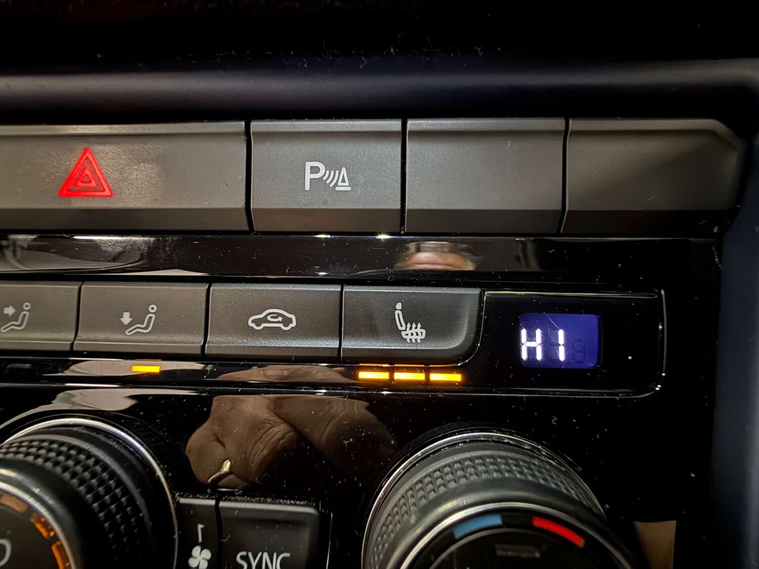 Used Volkswagen T-Roc 2021 for sale - 76481210: Photo 18