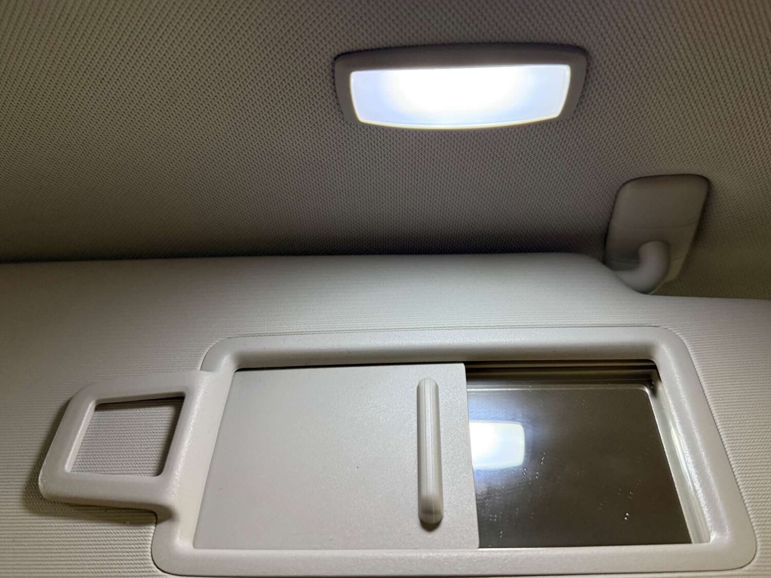 Used Volkswagen T-Roc 2021 for sale - 76481210: Photo 28