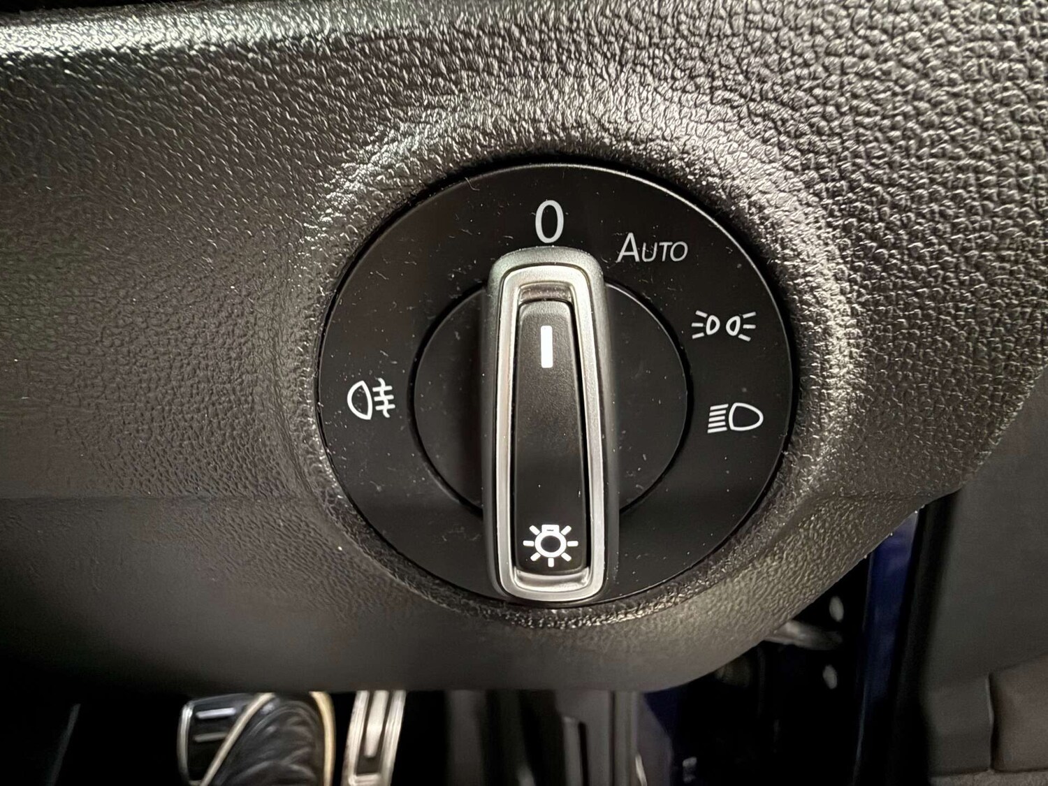 Used Volkswagen T-Roc 2021 for sale - 76481210: Photo 32