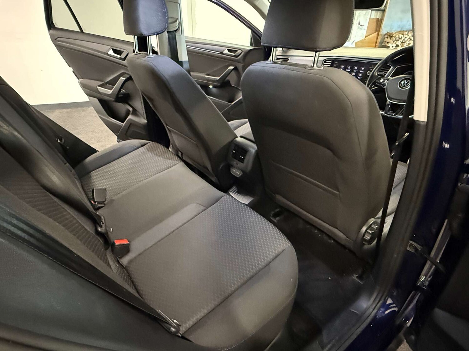 Used Volkswagen T-Roc 2021 for sale - 76481210: Photo 36