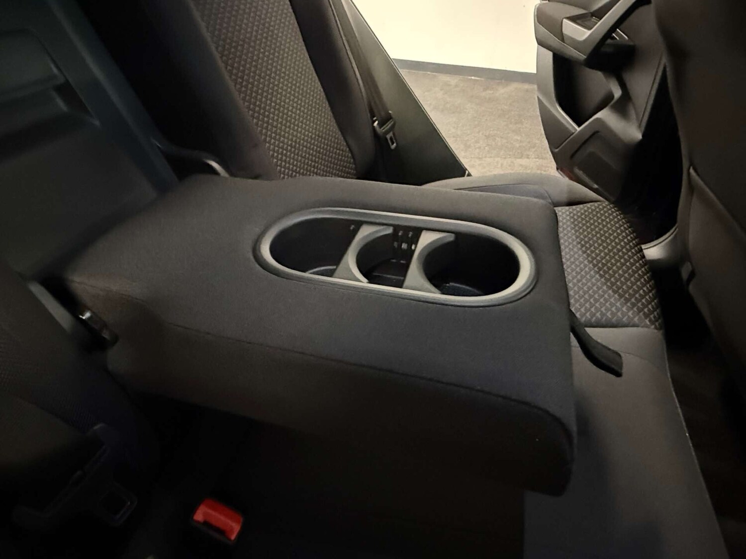 Used Volkswagen T-Roc 2021 for sale - 76481210: Photo 38