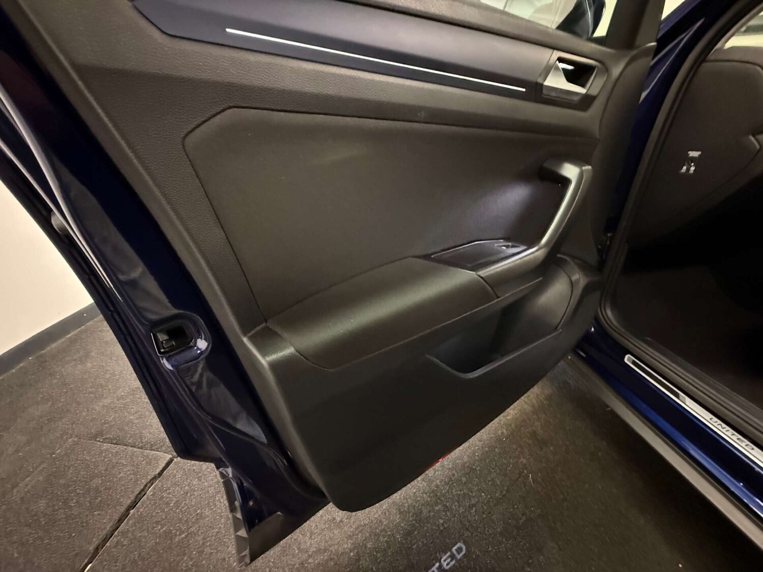 Used Volkswagen T-Roc 2021 for sale - 76481210: Photo 52