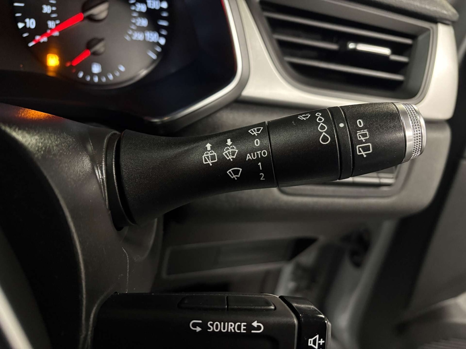 Used Renault Captur 2020 for sale - 77776458: Photo 23