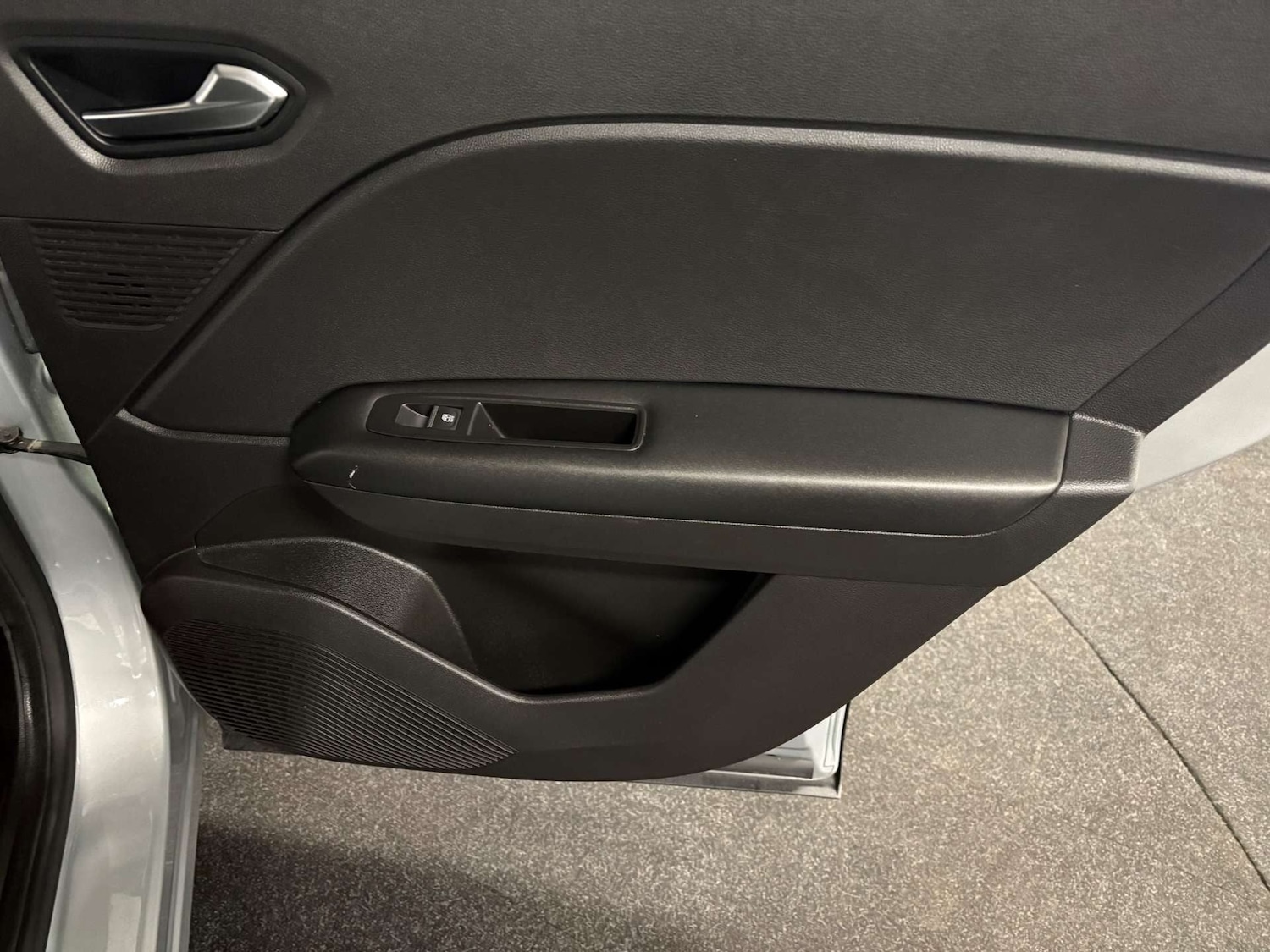 Used Renault Captur 2020 for sale - 77776458: Photo 33