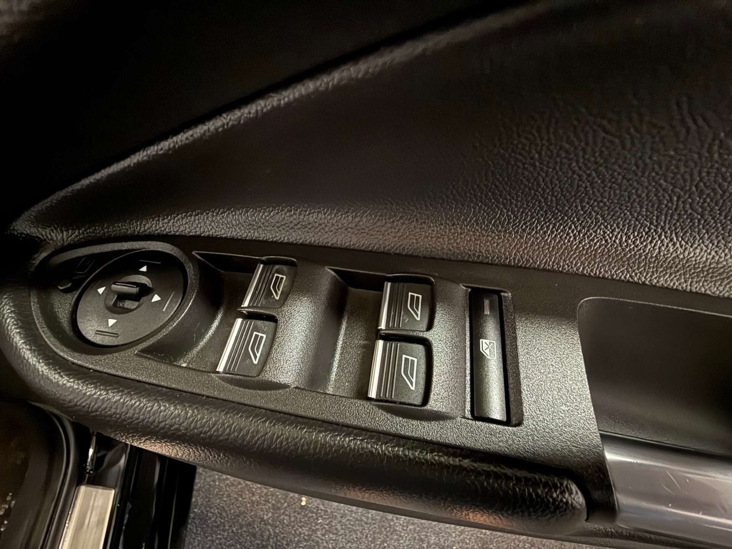 Used Ford Kuga 2018 for sale - 76879545: Photo 30