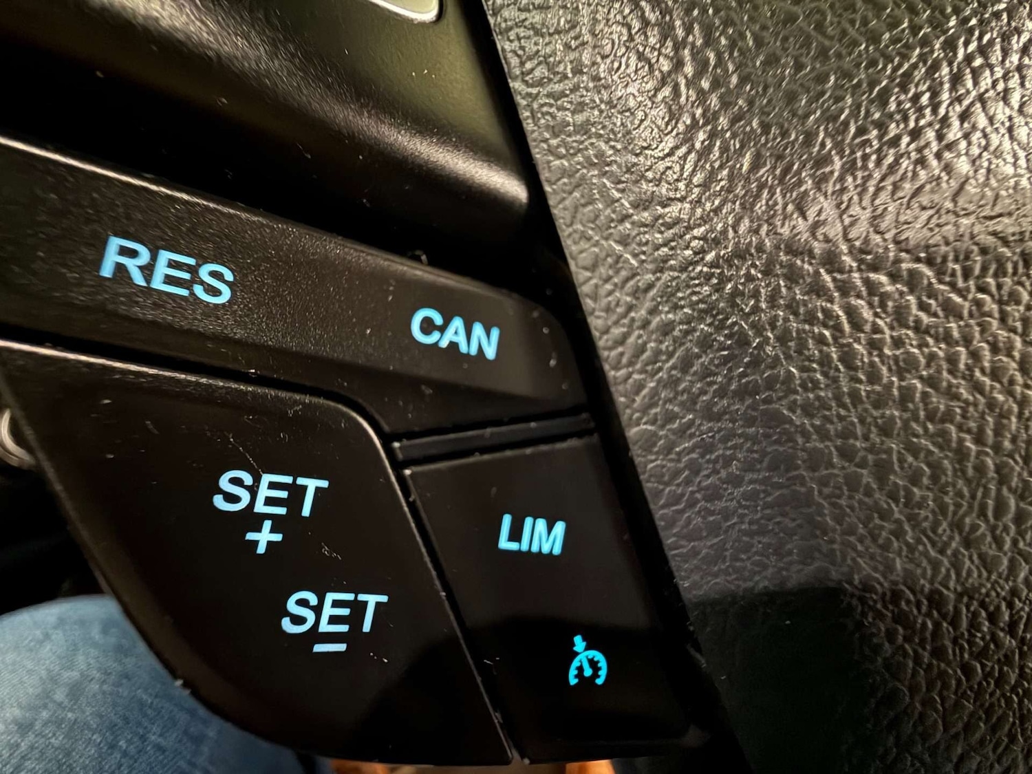 Used Ford Kuga 2018 for sale - 76879545: Photo 33