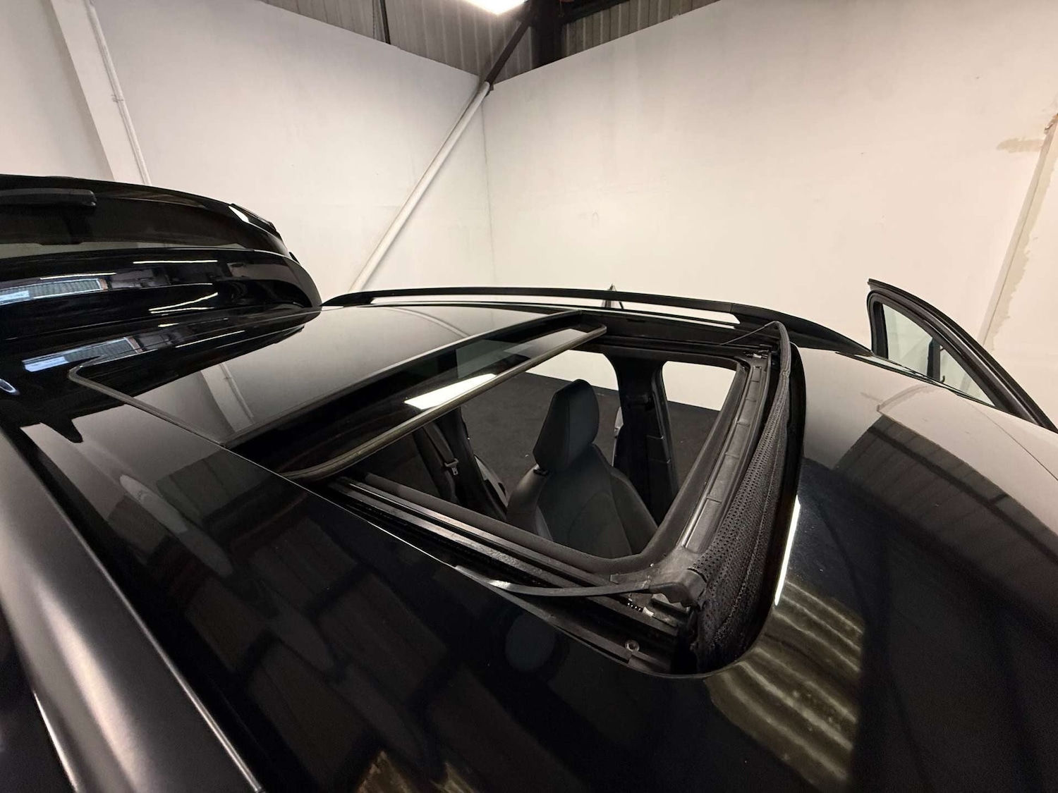 Used Ford Kuga 2018 for sale - 76879545: Photo 36