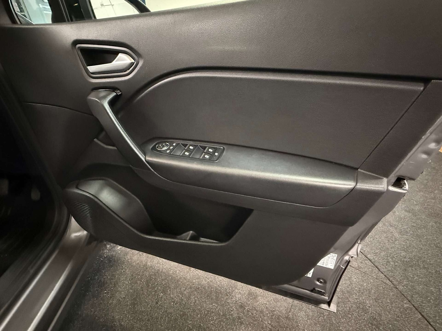 Used Renault Captur 2020 for sale - 76177656: Photo 23