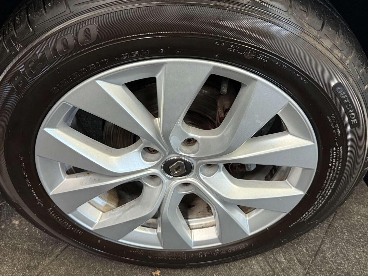 Used Renault Captur 2020 for sale - 76177656: Photo 42