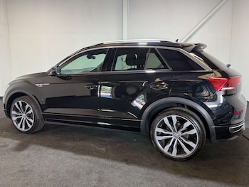 Used Volkswagen T-Roc 2019 for sale - 75426397: Photo