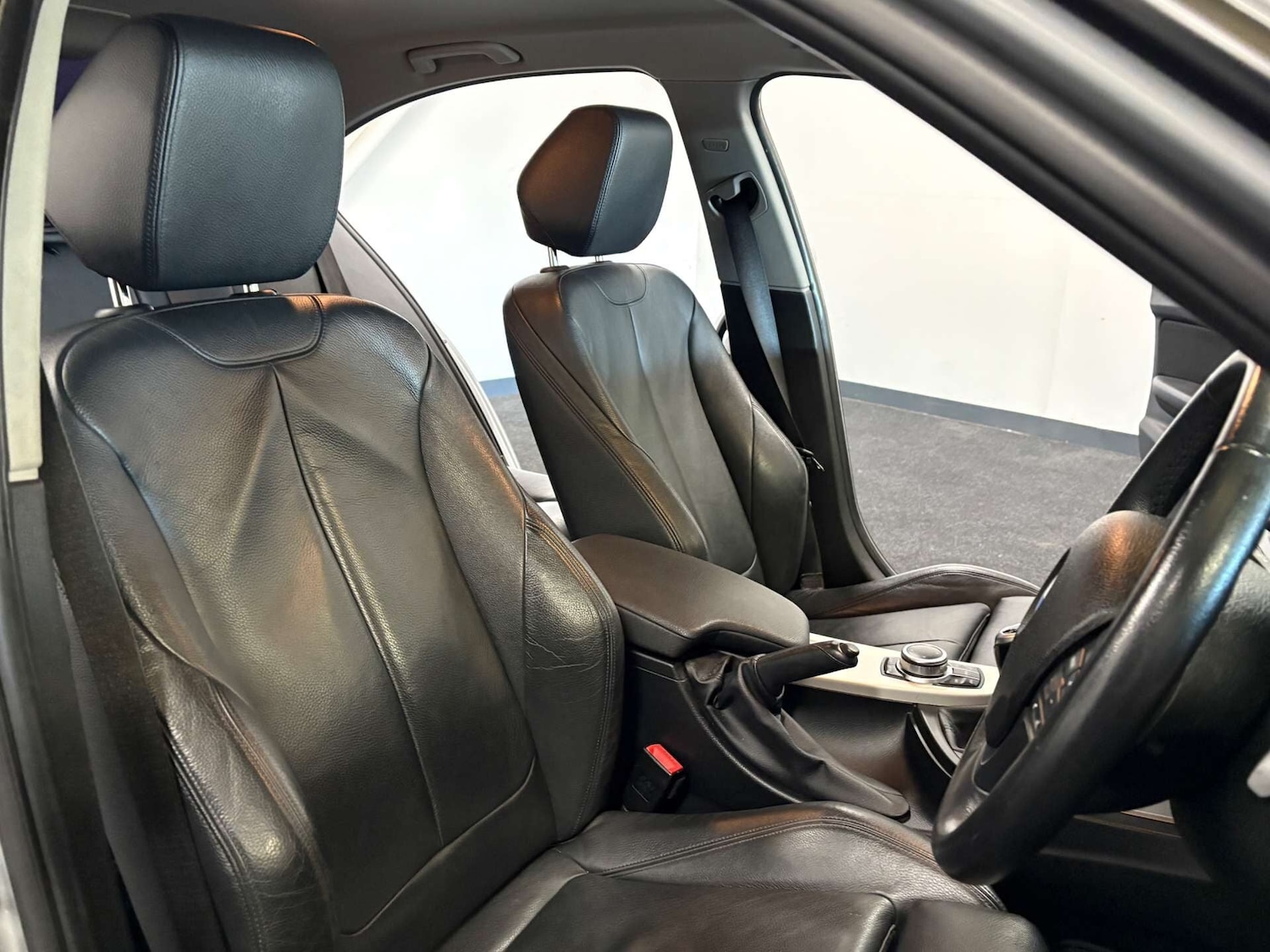 Used BMW 3 Series 2018 for sale - 76739411: Photo 16