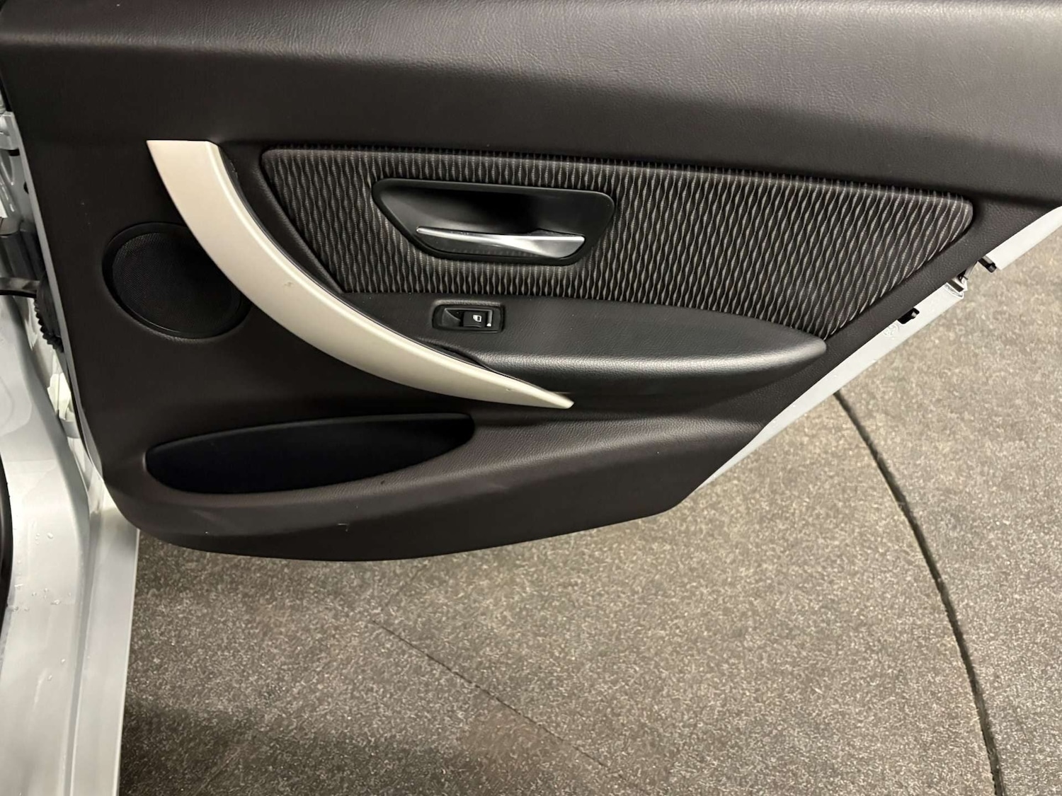 Used BMW 3 Series 2018 for sale - 76739411: Photo 29