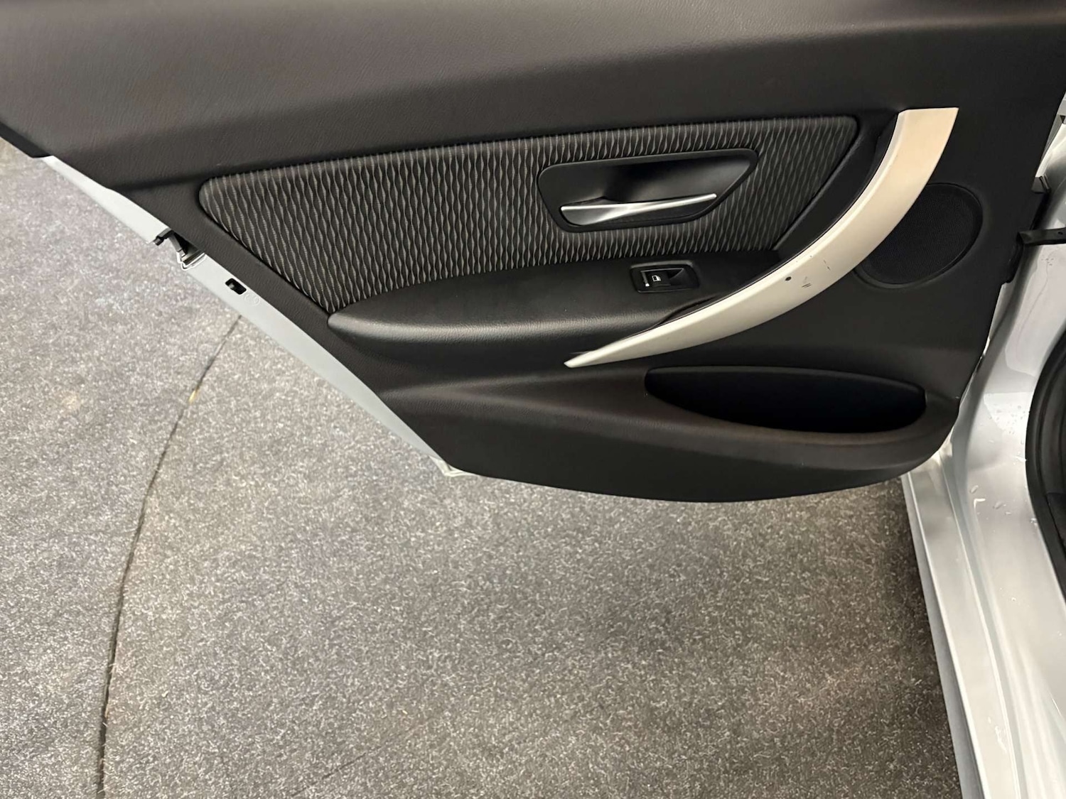 Used BMW 3 Series 2018 for sale - 76739411: Photo 39