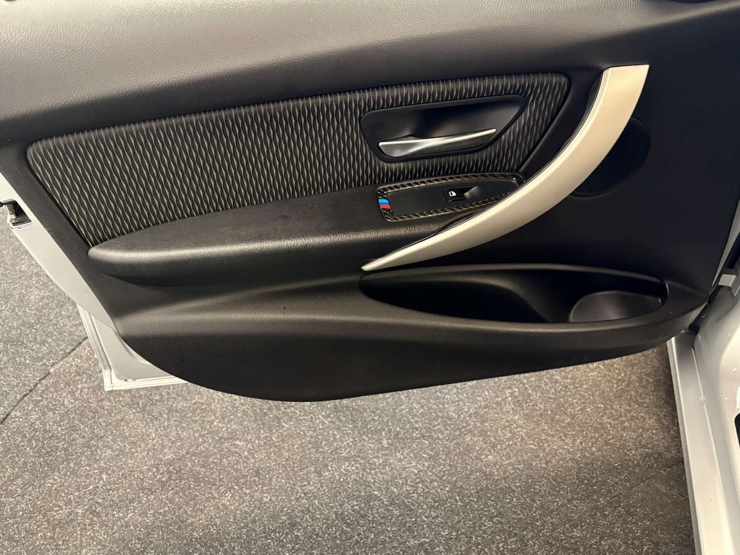 Used BMW 3 Series 2018 for sale - 76739411: Photo 44
